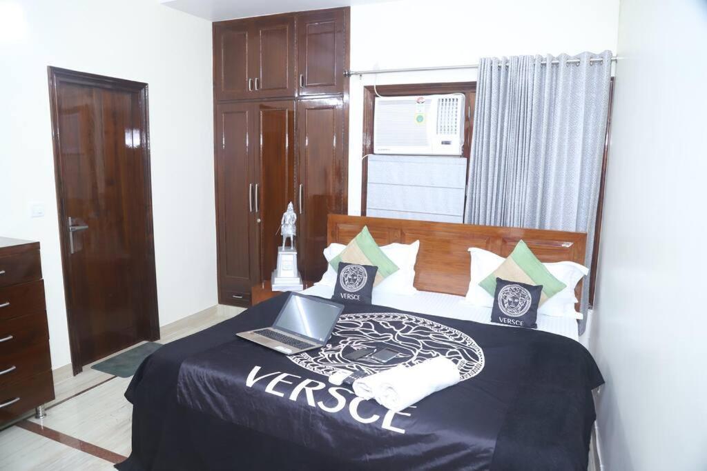 Divine India Service Apartment 3Bhk,B57 Sarita Vihar,Apollo Nueva Delhi Exterior foto